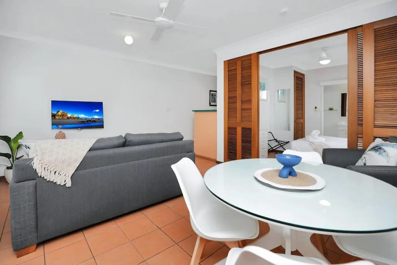 Mediterranean Style Apartment Close To The City 16 Cairns 0*,